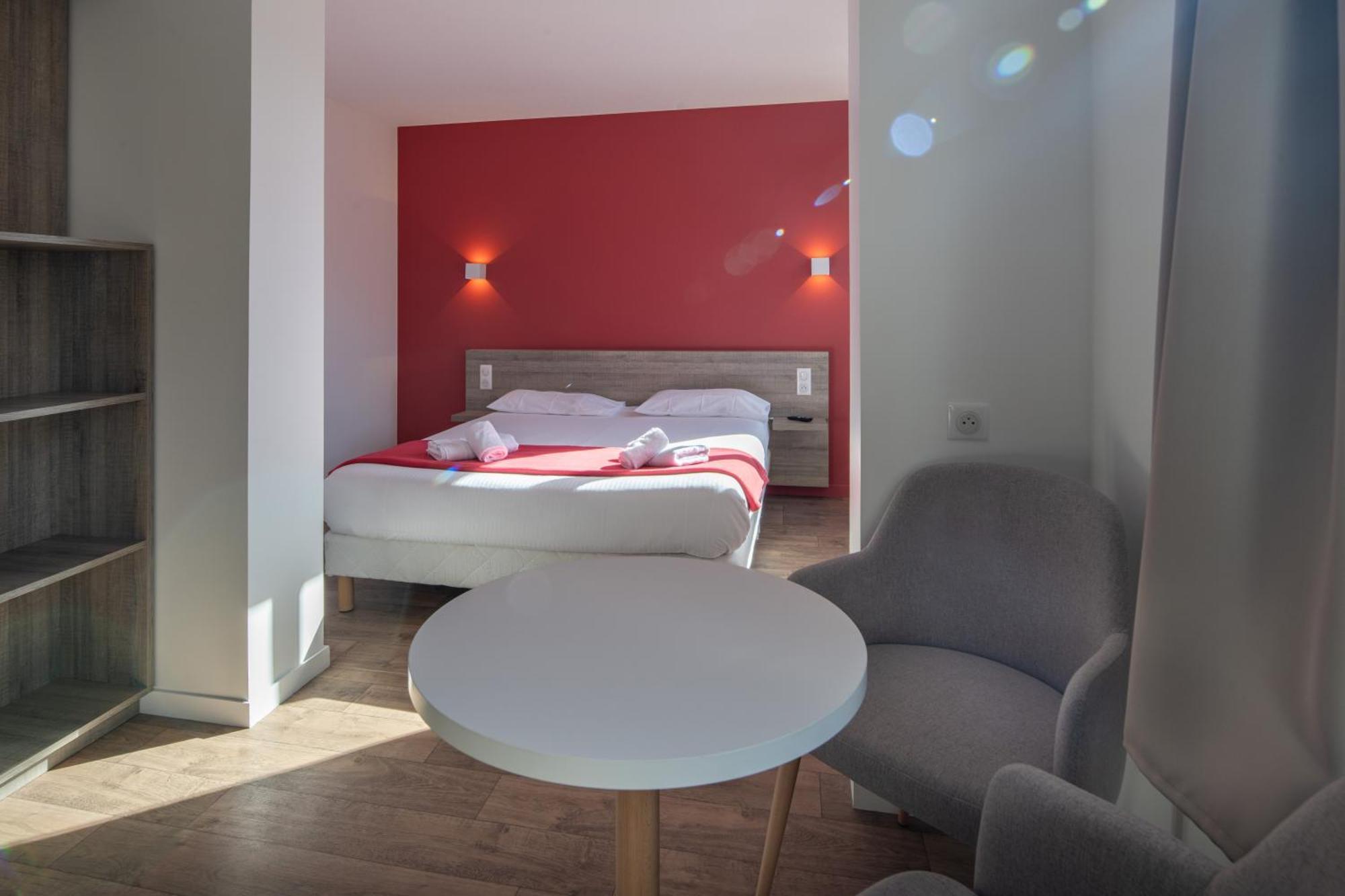 Hotel Azureva Les Karellis à Montricher-le-Bochet Extérieur photo